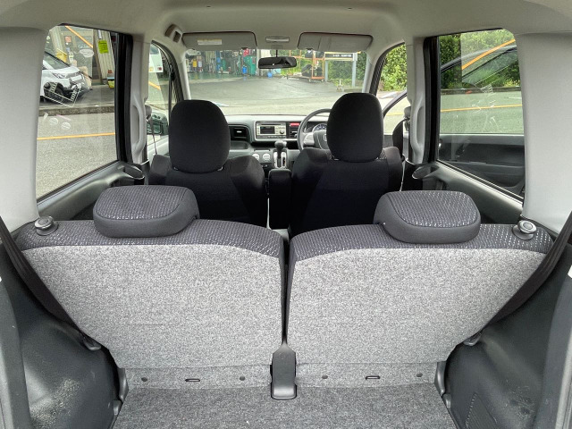 ホンダ ライフ ディーバ HIDライト・スマートキー・禁煙車 の