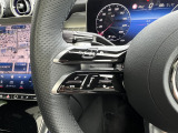 運転中も操作しやすい、ステアリングスイッチ付き! パドルシフトも付いております。