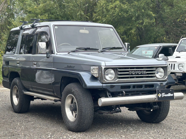 トヨタ ランドクルーザー70 4.2 ZX ディーゼル 4WD 4ナンバー登録 5速