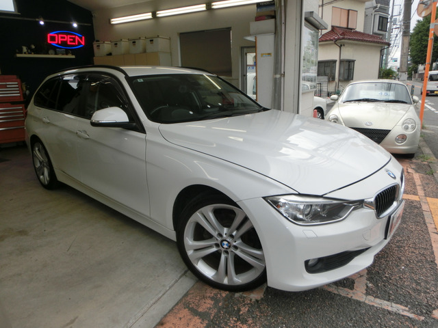 3シリーズツーリング 320i 