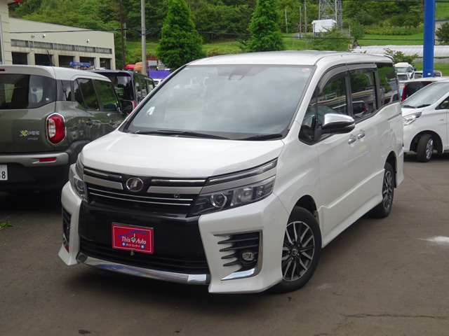 ヴォクシー2.0 ZS 煌II 4WD11インチナビTV 両側電動スライドドア
