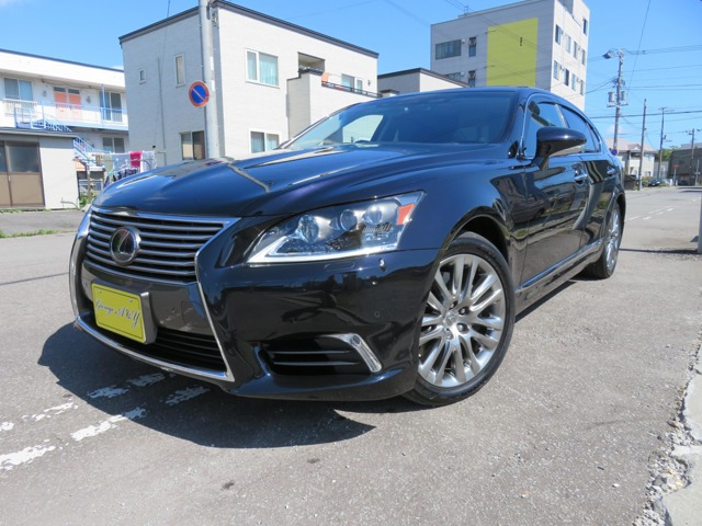 LS 600h バージョンL 4WD サンルーフ 黒革 マークレビンソン