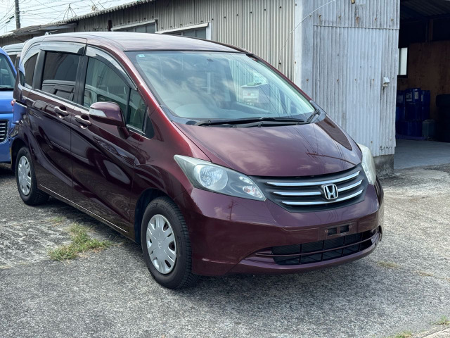 フリード 1.5 G Lパッケージ 走行4万キロ、車検2年付
