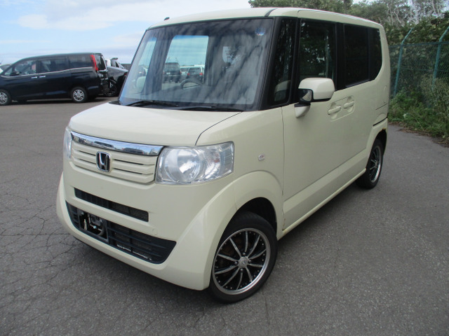N-BOX G 4WD 車検R9年5月 左側パワースライド ナビ