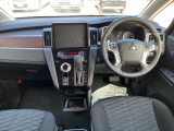 デリカD:5 2.2 G 4WD 4WD 8人乗り 3列シート