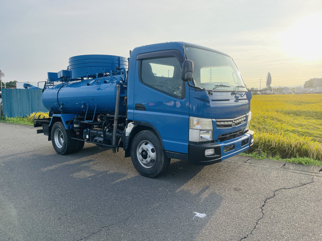 キャンター バキュームカー 積載3700・電動リール VBR437