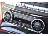 【気持ち良くご納車致します】仕上げ専門スタッフによる、専用ポリッシャーによるボディの磨き仕上げ、ホイール、タイヤハウス内側の清掃、内装の抗菌クリーニング、各部スイッチ、ハンドル、細部の清掃を行います。