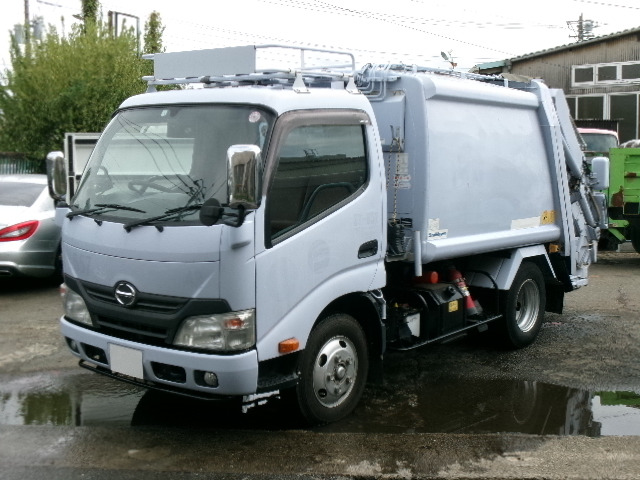 デュトロ 塵芥車 2t積新明和製プレスパッカー車4.3立米