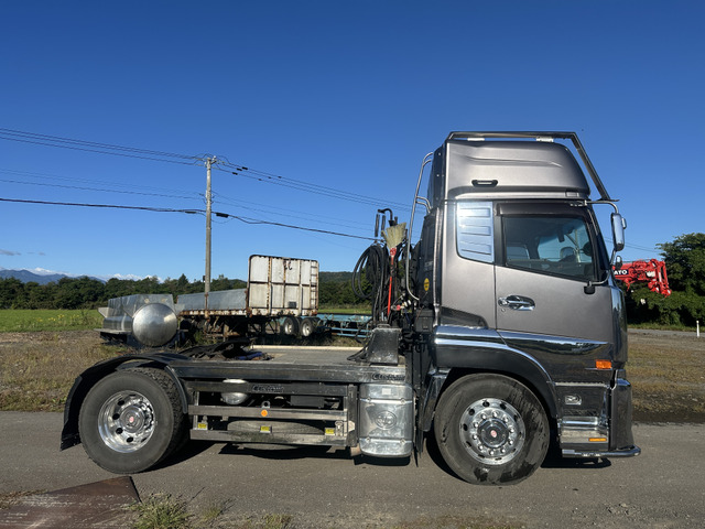 UDトラックス クオン トレーラーヘッド PTO ダンプポンプ付 の中古車