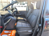 車内は嫌な臭いや気になる汚れも無くクリーン。車内がキレイだと気持ち良く運転が出来ますよね!