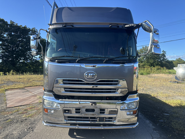 UDトラックス　クオン　粒子抑制装置パネル　※フォロー割OK UDトラックス クオン 粒子抑制装置パネル ※フォロー割OK UDトラックス