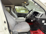 買ったばかりの愛車、ずっときれいにしていたいですよね!ご購入いただいたお車を綺麗な状態に保てるよう、コーティングなどのオプションもご用意しております。詳しくは店舗までお問い合わせください♪