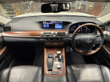 LS 600h バージョンL 4WD 後期型