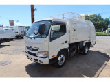 デュトロ  巻き込みパッカー車 積載2000kg