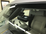 【自社整備工場完備】 自社整備工場を完備しており、納車前は徹底整備後お渡しとなります。自社工場だからこそ時間をかけれる。自社工場だからこそきめ細かい整備を。自社工場だからこそ出来る事があります。