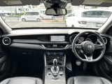 ステルヴィオ 2.2 ターボ ディーゼル Q4 スプリント 4WD 1オーナー 純正ナビ Bカメラ...