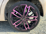 人気の高い桜ホイール装着🌸