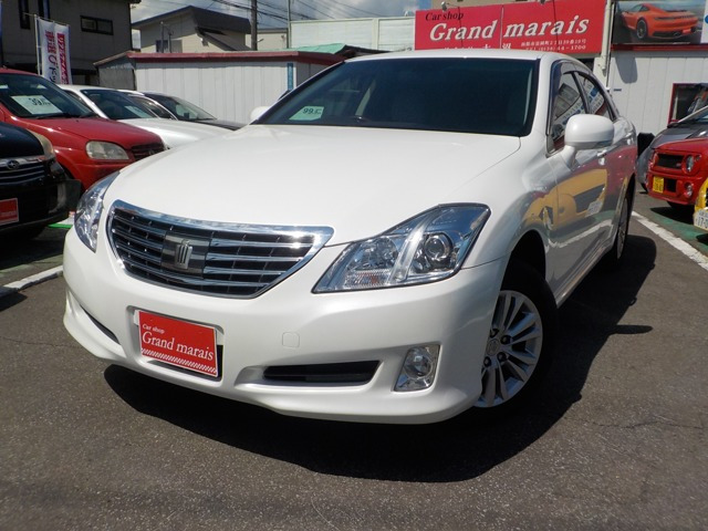クラウン 3.0 ロイヤルサルーン i-Four 4WD 