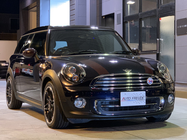 ミニクラブマン クーパー 限定車 Wサンルーフ 黒キセノン