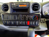 AC PS PW SRS ABS 集中ドアロック 左電格ミラー AM/FMラジオ バックモニター ターボ 排気ブレーキ 車線逸脱警報装置 衝突被害軽減ブレーキ フロアAT