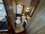 オシャレなトイレシャワールーム!