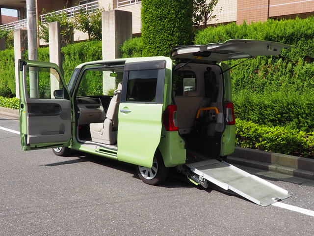 タント  L スローパー 車椅子移動車 福祉車両