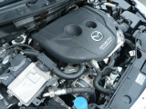 水冷直列4気筒DOHC16・バルブターボエンジン搭載☆エンジンの調子も良く走りも快適です!