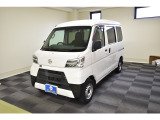 弊社はお車の下取り・買取も積極的に行っております。自社販売はもちろん多方面への小売りルートや輸出などで、ご納得いただける買い取り金額をご提示させて頂きます。