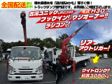 画像右:車両正面 画像左:車両右側 5段クレーンの作動はスムーズです。リアアウトリガーですので、安定性抜群です👍内装、外装ともに比較的綺麗な状態での入庫です😊栃木県栃木市「道の駅みかも」様隣の店舗中です‼️