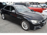 3シリーズセダン 320d ブルーパフォーマンス ラグジュアリー スマートキー ステアリ...