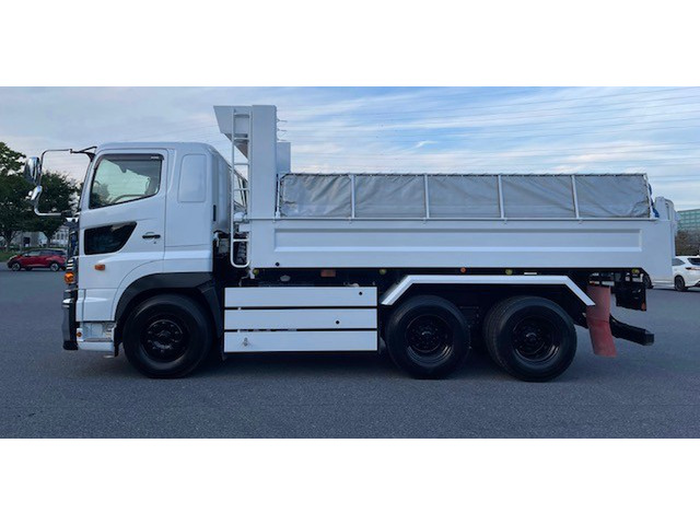 日野 プロフィア ダンプ 530×230 メッキパーツ 380PS の中古車詳細