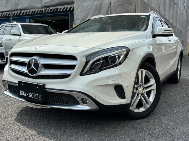 GLAクラス GLA180 純正ナビ・TV Pゲート レザーシート