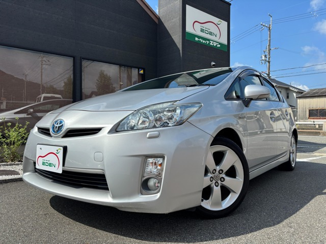 トヨタ プリウス 