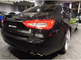 クアトロポルテ S 3.0 V6ツインターボエンジン8速パド