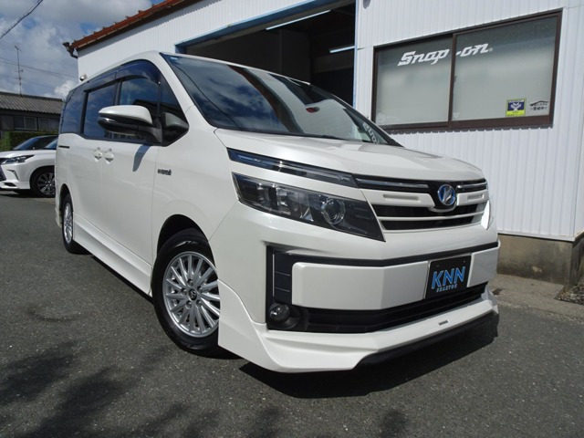 ヴォクシー1.8 ハイブリッド V純正9インチナビ 両側電動スライド