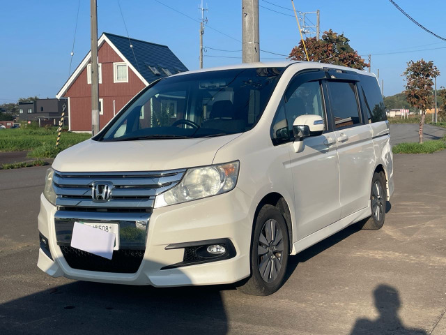 ステップワゴン2.0 スパーダ Z 4WDHID/ETC/ナビ/エンスタ