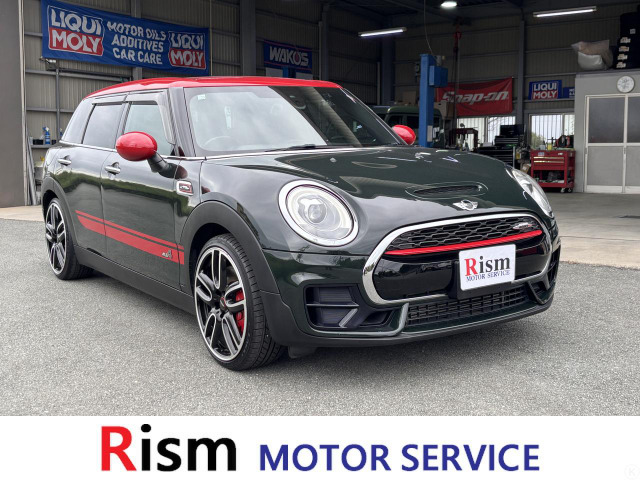 ミニクラブマンジョン・クーパー・ワークス 4WDハーフレザーシート パドルシフト ナビ