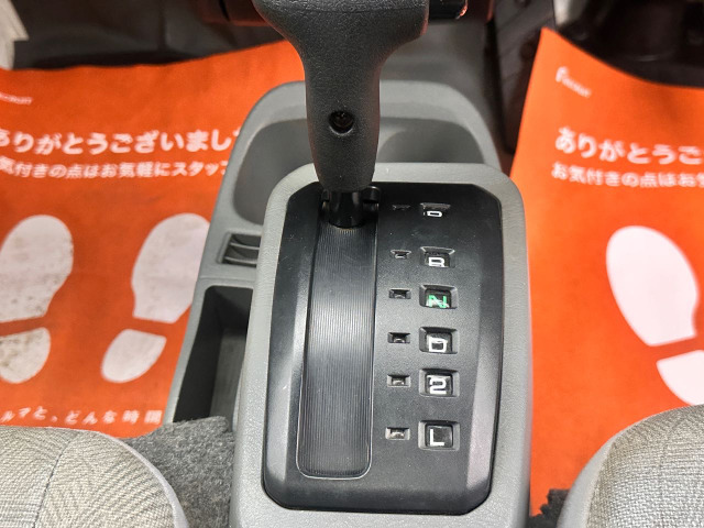ミニキャブ　エアコン付き　車検あり 三菱 ミニキャブトラック Vタイプ エアコン付 4WD AT エアコン 4WD の
