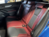 後席シート/使用感はほぼなく、非常にキレイなコンディションを保っています!