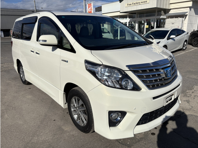 アルファードハイブリッド2.4 SR プレミアムシートパッケージ 4WDサンルーフ/本革/フリップダウンモ