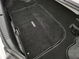 【車両取り置きシステム】 仕事やお時間のご都合で、すぐにご来店いただく事が難しい時は、お取り置きシステムがございます。最大1週間のお取り置きが可能です。詳しくはメールかお電話でお問い合わせください。
