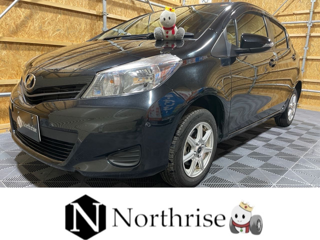 ヴィッツ1.3 F 4WDスマートキーETCアルミクラリオンCDU