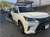 LX 570 ブラック シークエンス 4WD ワンオーナー