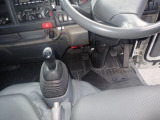 乗車定員:3人 ミッション:フロア6速MT 走行:120,051km