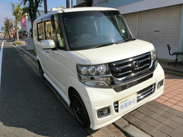 N-BOXカスタムG ターボ SSパッケージ ブラックスタイル車検2年満タン付!両側電動!