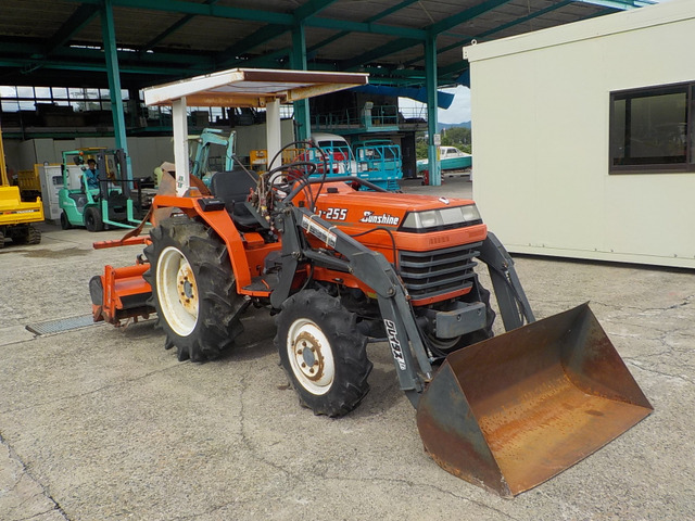 クボタ トラクタ 岡山発●クボタ●フロントローダ付●