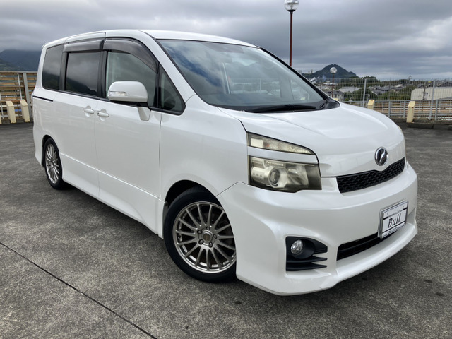ヴォクシー 2.0 ZS 
