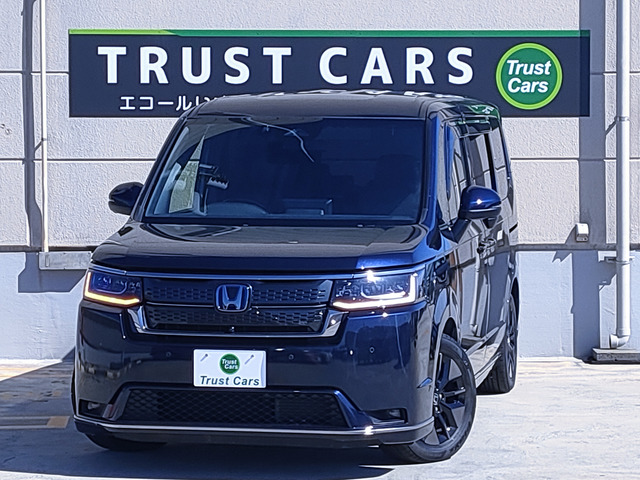 ステップワゴン 2.0 e:HEV スパーダ 