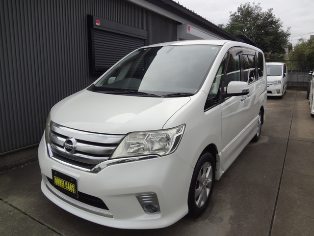 セレナ2.0 ハイウェイスター社外ナビ バックカメラ 後席モニター