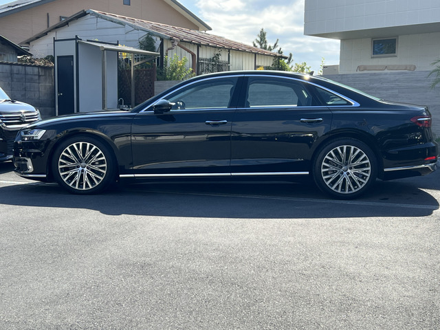 アウディ A8 55 TFSI クワトロ 4WD の中古車詳細 (54,000km, ブラック